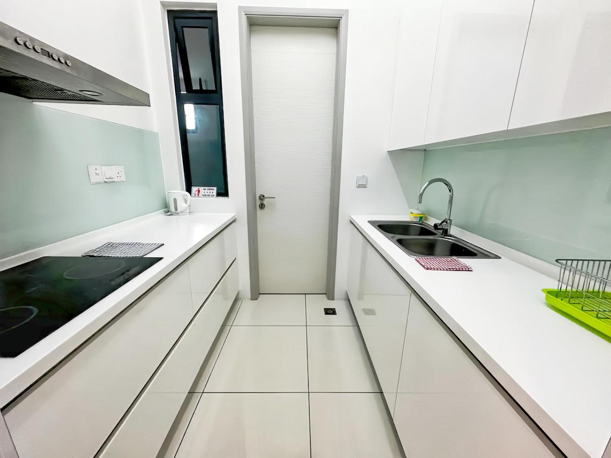 Seaview Suites Penang George Town Bagian luar foto
