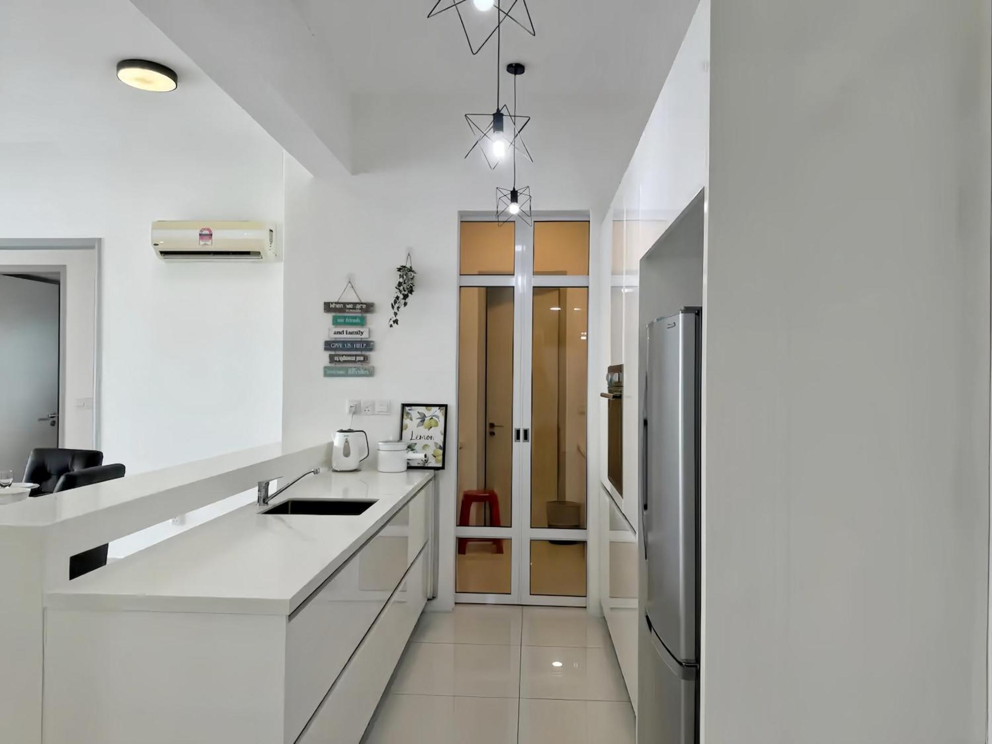 Seaview Suites Penang George Town Bagian luar foto