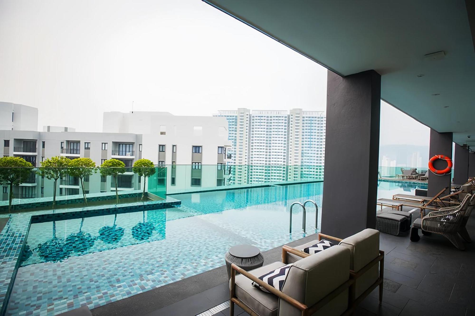 Seaview Suites Penang George Town Bagian luar foto