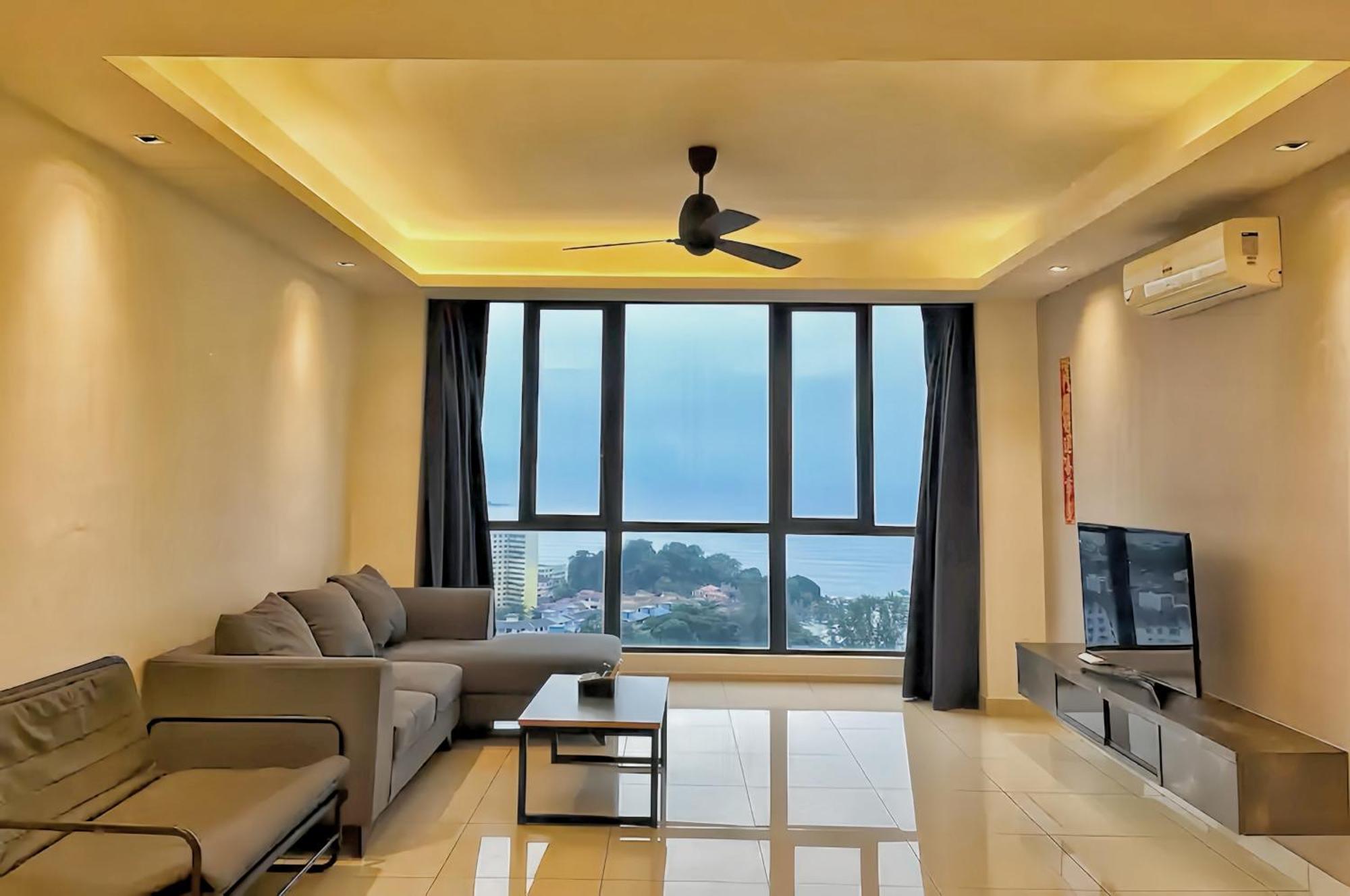 Seaview Suites Penang George Town Bagian luar foto