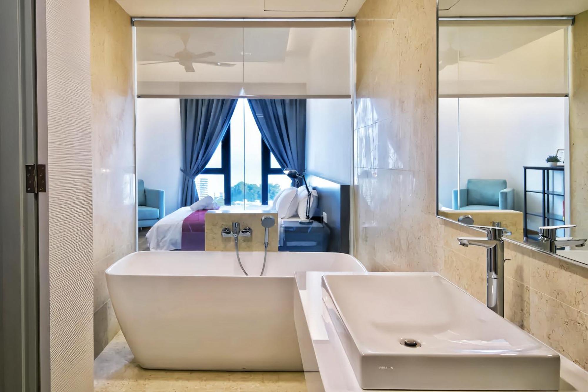 Seaview Suites Penang George Town Bagian luar foto