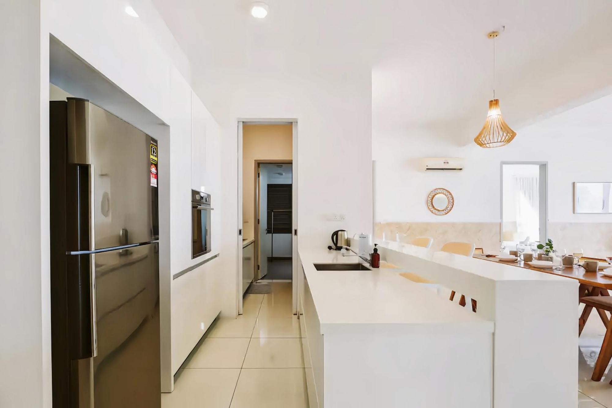 Seaview Suites Penang George Town Bagian luar foto