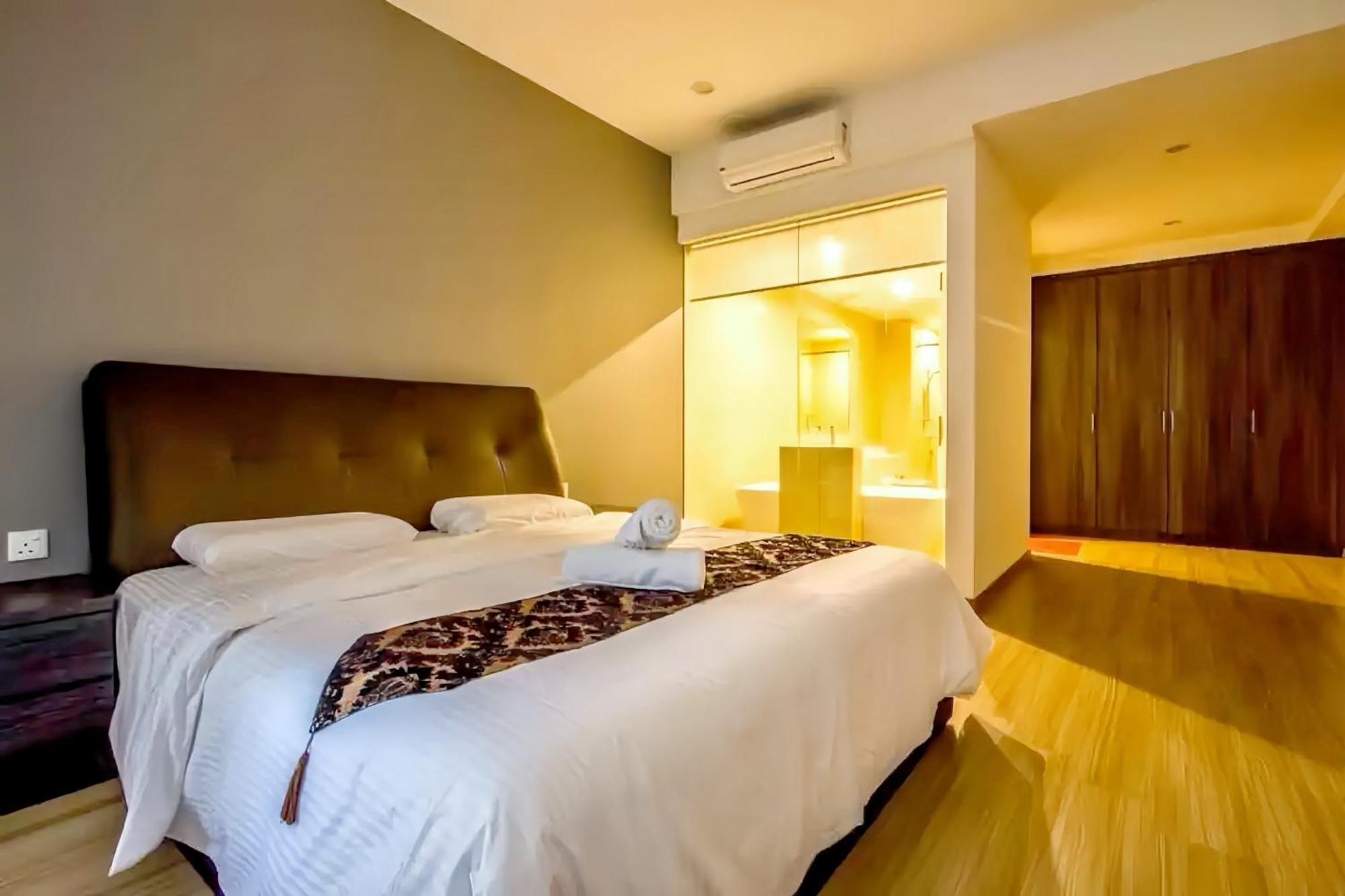 Seaview Suites Penang George Town Bagian luar foto